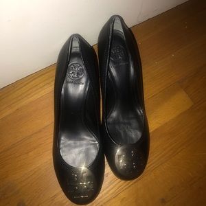 Tory Burch Wedge Size 10.5